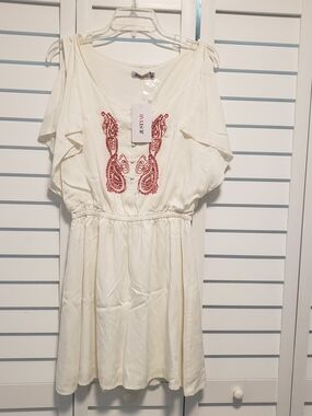 White Embroidered Boho Tunic Dress with Red Paisley Detail